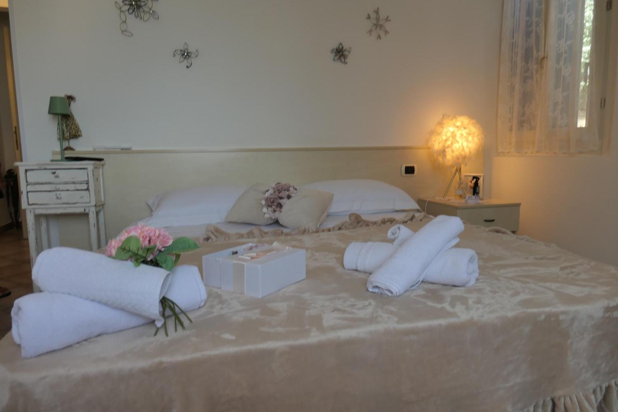 B&B Luna Кастельветро-ди-Модена Экстерьер фото
